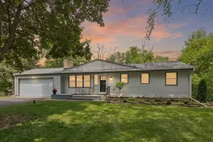 24850 Amlee Rd, Shorewood, MN 55331 - Photo 27