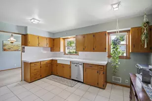 1034 Cardinal Dr, Owatonna, MN 55060 - Photo 9