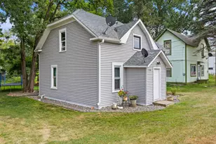 1318 Hwy 23 N, Sandstone, MN 55072 - Photo 1