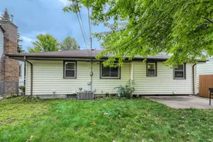 3845 Vera Cruz Ave N, Robbinsdale, MN 55422 - Photo 11