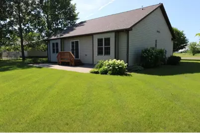 621 6th Street NE, Perham, MN 56573 - Photo 3