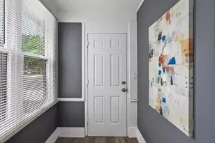 1058 Arcade St, Saint Paul, MN 55106 - Photo 5