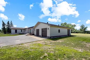 405 Merle Ct NE, Bemidji, MN 56601 - Photo 33
