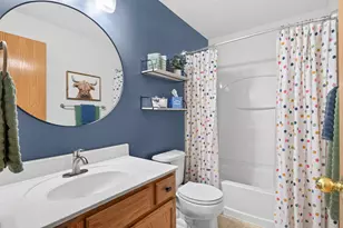 8002 Stratford Cir S, Shakopee, MN 55379 - Photo 35