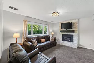 14034 Heywood Path, Apple Valley, MN 55124 - Photo 19