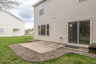 15570 Finch Ave, Apple Valley, MN 55124 - Photo 39