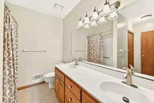 4510 Lincoln Ln NW, Rochester, MN 55901 - Photo 25