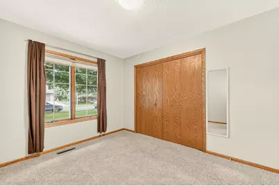 4510 Lincoln Lane NW, Rochester, MN 55901 - Photo 13