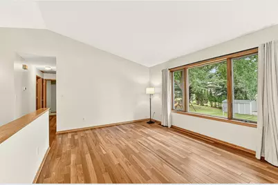4510 Lincoln Lane NW, Rochester, MN 55901 - Photo 5
