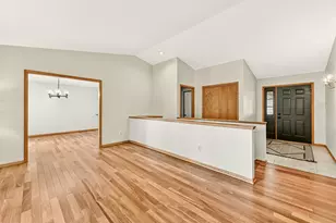 4510 Lincoln Ln NW, Rochester, MN 55901 - Photo 3