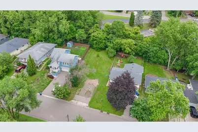 3204 Grimes Avenue N, Robbinsdale, MN 55422 - Photo 1