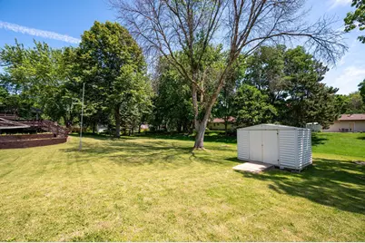 10634 Wellington Lane N, Maple Grove, MN 55369 - Photo 29