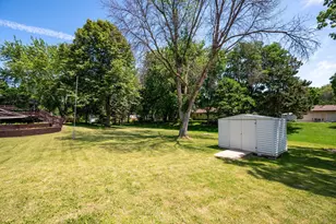 10634 Wellington Ln N, Maple Grove, MN 55369 - Photo 29