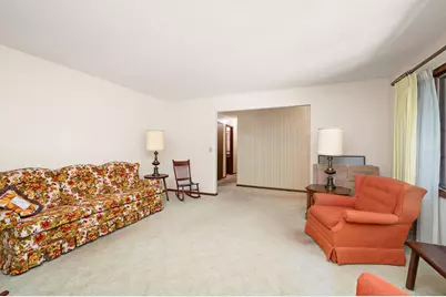 10634 Wellington Lane N, Maple Grove, MN 55369 - Photo 9