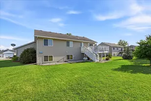 350 Horizon Dr, Le Center, MN 56057 - Photo 35