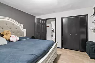 910 Wilson Ave, Saint Paul, MN 55106 - Photo 39