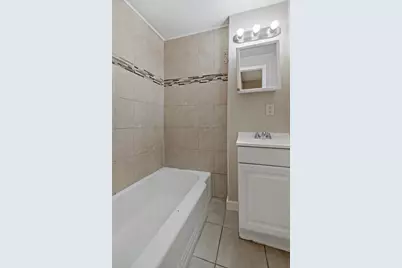 910 Wilson Avenue, Saint Paul, MN 55106 - Photo 19