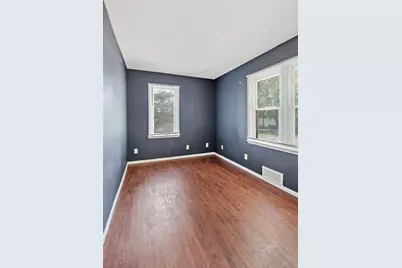 910 Wilson Avenue, Saint Paul, MN 55106 - Photo 17