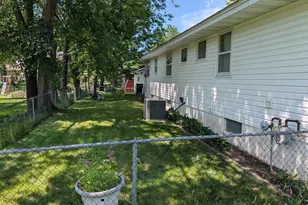 160 109th Ave NE, Blaine, MN 55434 - Photo 7