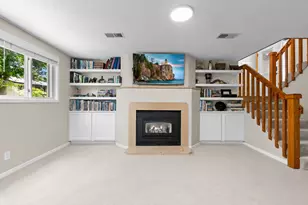 7023 Park View Ln, Eden Prairie, MN 55346 - Photo 27