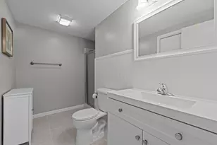 7023 Park View Ln, Eden Prairie, MN 55346 - Photo 35