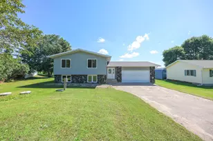 1097 Trisco Cove Dr SE, Osakis, MN 56360 - Photo 1