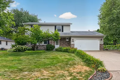 3016 Lakewood Drive N, Maplewood, MN 55109 - Photo 1