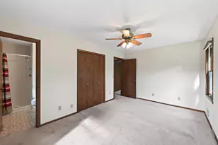 3016 Lakewood Dr N, Maplewood, MN 55109 - Photo 23