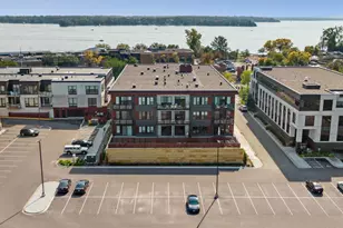 253 Lake Street E, Wayzata, MN 55391 - Photo 59