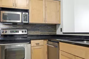 401 1st Street S, Minneapolis, MN 55401 - Photo 19