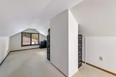 2345 Xylon Avenue N, Golden Valley, MN 55427 - Photo 31