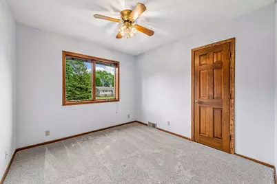 2345 Xylon Avenue N, Golden Valley, MN 55427 - Photo 29