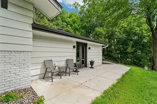17046 Chiltern Hills Rd, Minnetonka, MN 55345 - Photo 31