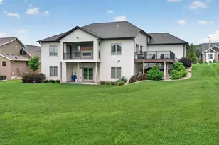 1936 Kerry Dr NE, Rochester, MN 55906 - Photo 49
