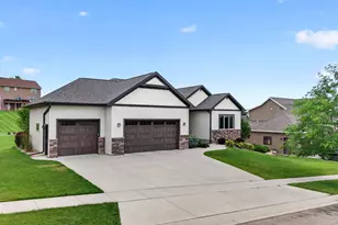 1936 Kerry Dr NE, Rochester, MN 55906 - Photo 51