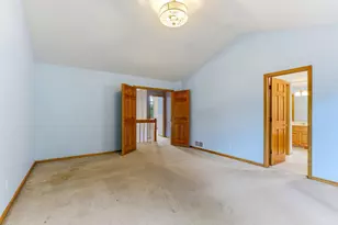 2413 Bridle Creek Trail, Chanhassen, MN 55317 - Photo 17