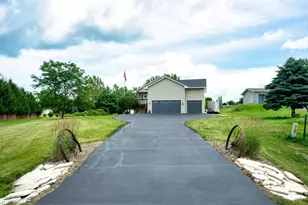 869 161st St, Hammond, WI 54015 - Photo 23