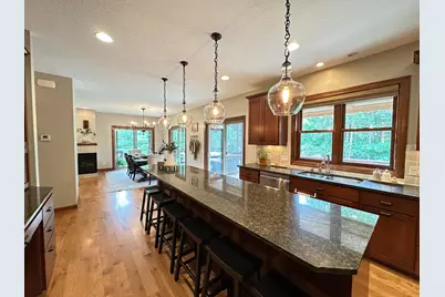 401 Rolling Hills Drive, Mound, MN 55364 - Photo 17