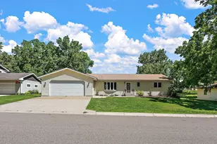 781 C. J. Moe Blvd, Dassel, MN 55325 - Photo 35