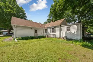 128 Rose St, Mankato, MN 56001 - Photo 5