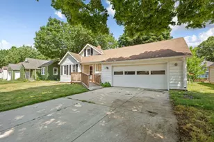128 Rose St, Mankato, MN 56001 - Photo 3