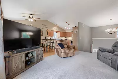 7944 Highland Drive, Lino Lakes, MN 55014 - Photo 9