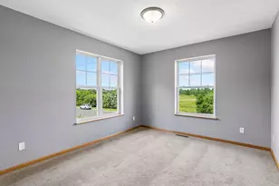 1020 Princeton Ave, Shakopee, MN 55379 - Photo 23