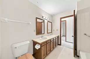 4233 Thornhill Ln, Vadnais Heights, MN 55127 - Photo 23