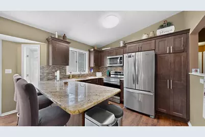 5746 Logan Street SE, Rochester, MN 55904 - Photo 15
