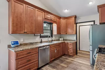 503 Hillcrest Drive, Roberts, WI 54023 - Photo 5