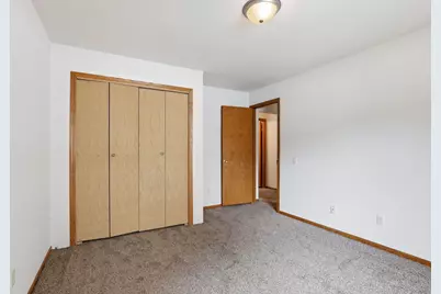 1534 Larpenteur Avenue E, Saint Paul, MN 55109 - Photo 27