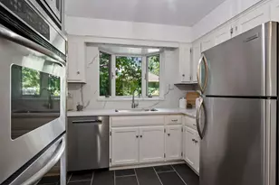 1766 Emerson Ave S, Minneapolis, MN 55403 - Photo 17
