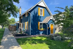 624 S Oak St, Fergus Falls, MN 56537 - Photo 1