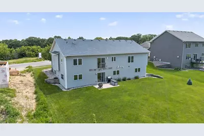 3413 Stonehedge Drive NE, Rochester, MN 55906 - Photo 49